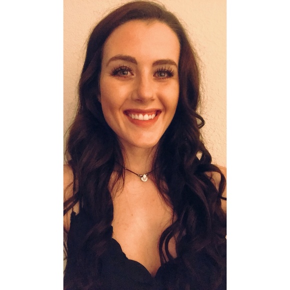 Meet your Posher, Cassidy - Picture 2 of 2